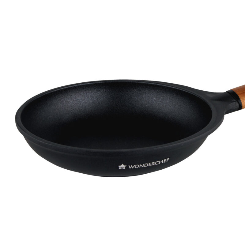 Caesar 20 cm Non-Stick Fry Pan | Induction Bottom | Wooden Handle | Die-Cast Aluminium | Frying Pan Non Stick | 1L | 5mm | 5 Years Warranty | Black - Image 6