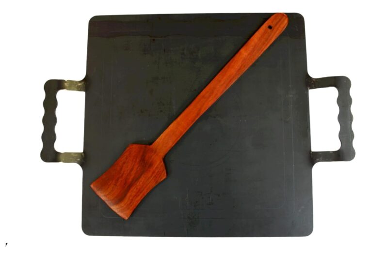 PRINA E-SHOP Pure Iron 4kg Flat Square Design Tawa with Laser Cutting Handle for Dosa/Roti/Chappati/Pathri/Gas & Induction-Friendly Dosa Kallu (Black_30cm x 30cm)