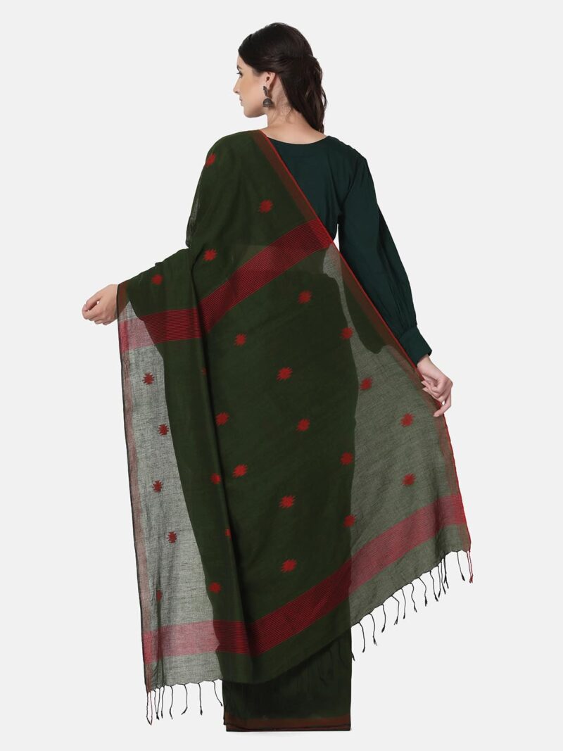 THE WEAVE TRAVELLER Handloom Green Cotton Jamdani Saree With Attached Unstitiched Blouse - Image 4