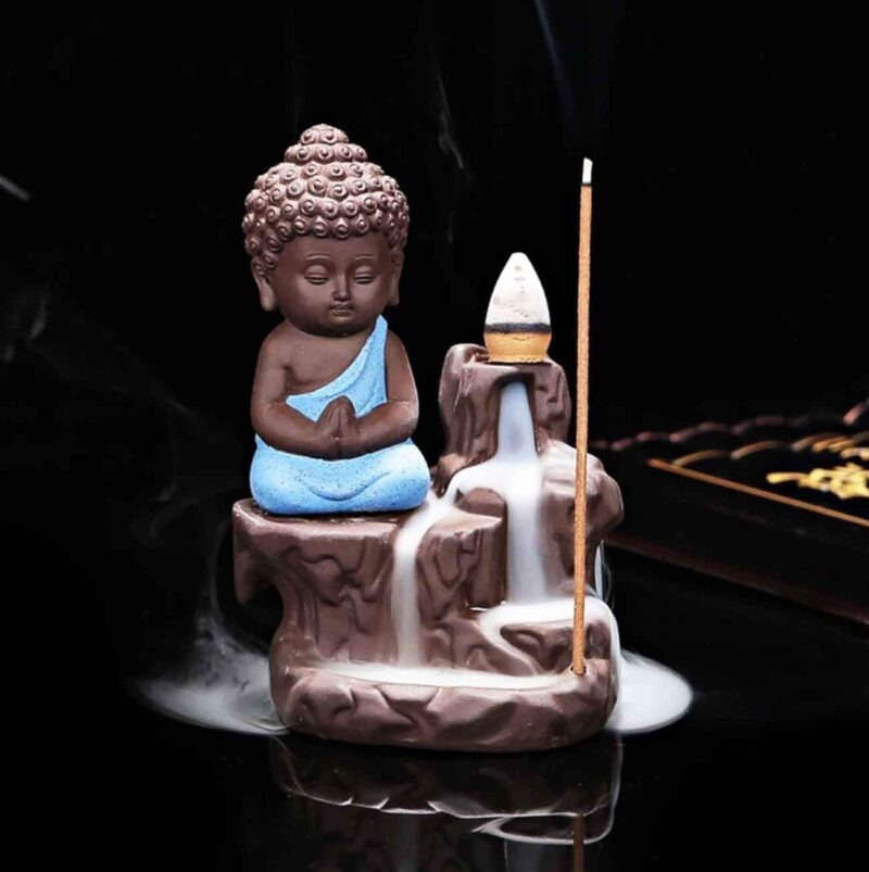 HC VILLA Ceramic Showpiece Figurine (7 X 7 X 12, Blue)(Conical)