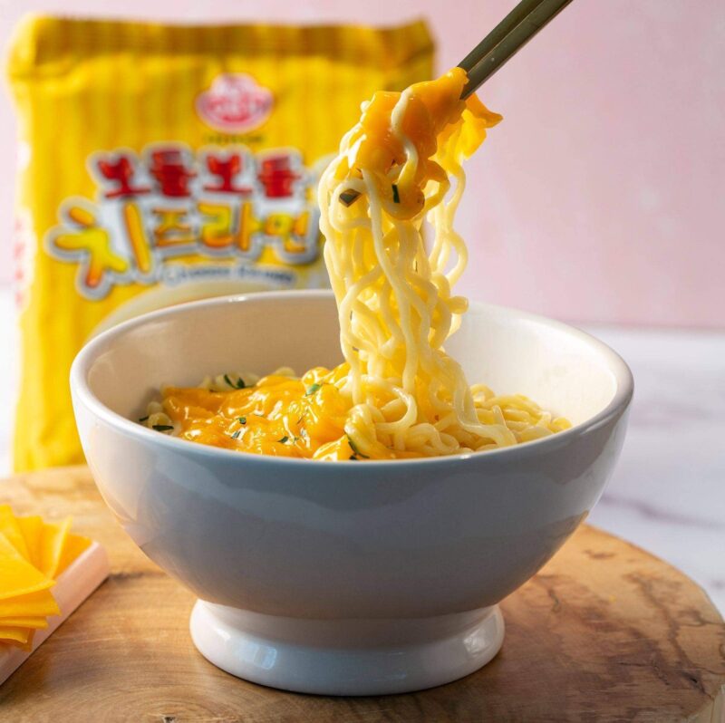 OTTOGI Cheese Ramen, KOREAN STYLE INSTANT NOODLE, Rich flavor with savory cheese (111gm) Pack of 4, The Product of Korea - Image 9