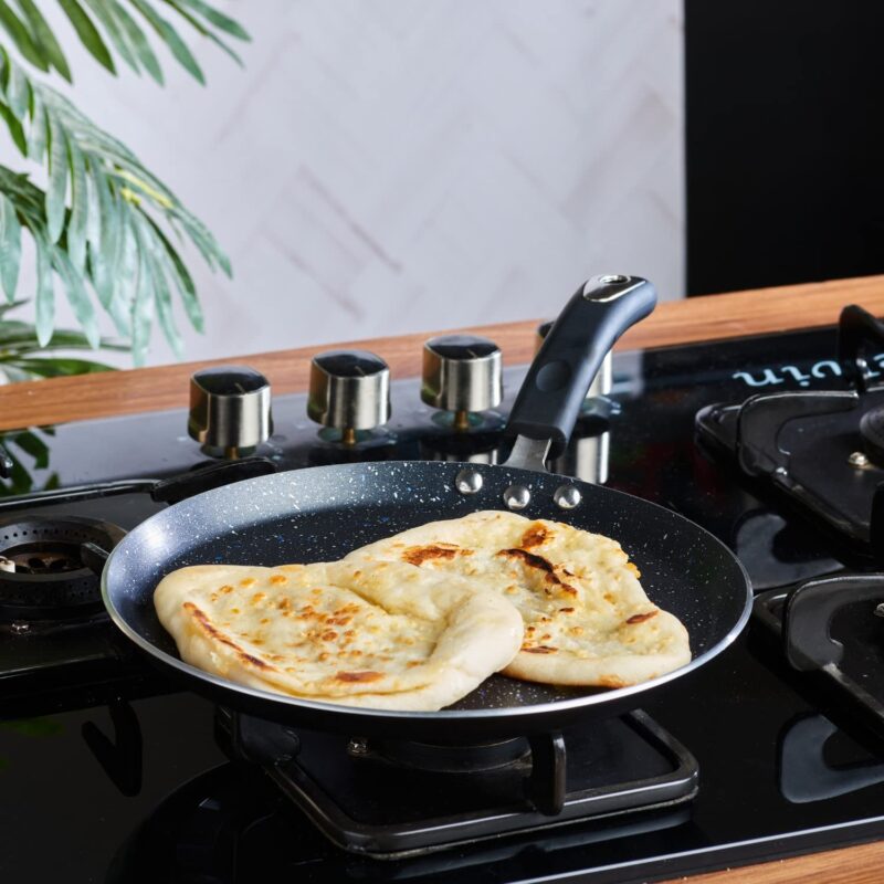 Vinod Cookware Aluminium Zest Marbilo Dosa Tawa, 28cm, Black - Image 5
