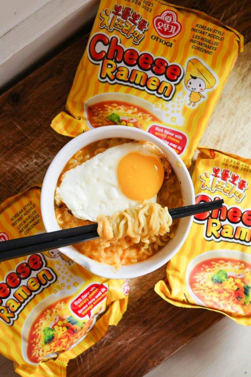 OTTOGI Cheese Ramen, KOREAN STYLE INSTANT NOODLE, Rich flavor with savory cheese (111gm) Pack of 4, The Product of Korea - Image 6