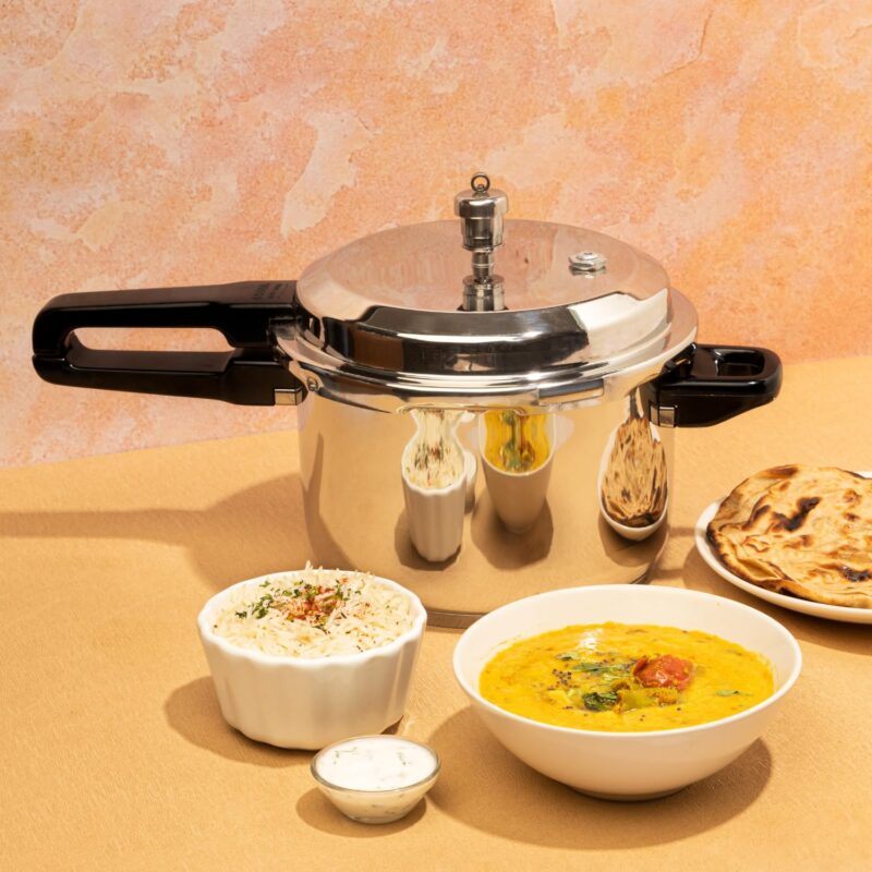 Vinod 18/8 Stainless Steel Pressure Cooker Outer Lid 3 Litre | Unique Sandwich Bottom Cooker | Induction and Gas Base | ISI and CE certified | 2 Years Warranty - Image 9
