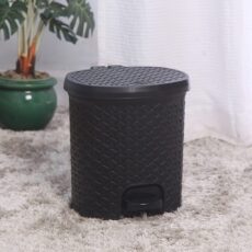 Black|Classic Pedal Dustbin / 6 Litres
