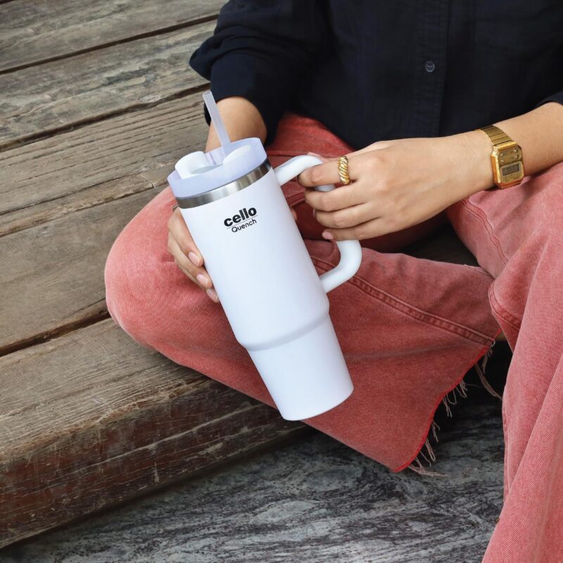 White|Quench Tumbler Water Bottle with Lid and Straw, 900ml White / 900 ml