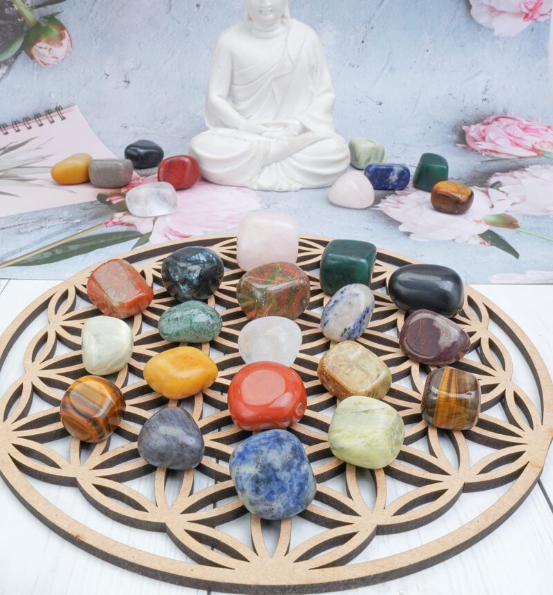 HindCraft Mix Crystals Tumble Stones Bulk Set Pocket Crystal Healing Gemstones Tumbled Collection Palm Stone Good Luck Charm Gift Craft Home Decor DIY Size: 20-25 mm | 13-pcs - Image 6