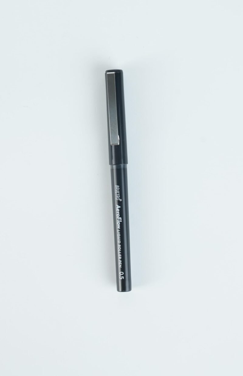 BRUSTRO AeroFlow Liquid Ink Rollerball Pens 0.5 Micro Tip Pack of 12 (Classic Black ink) - Image 4