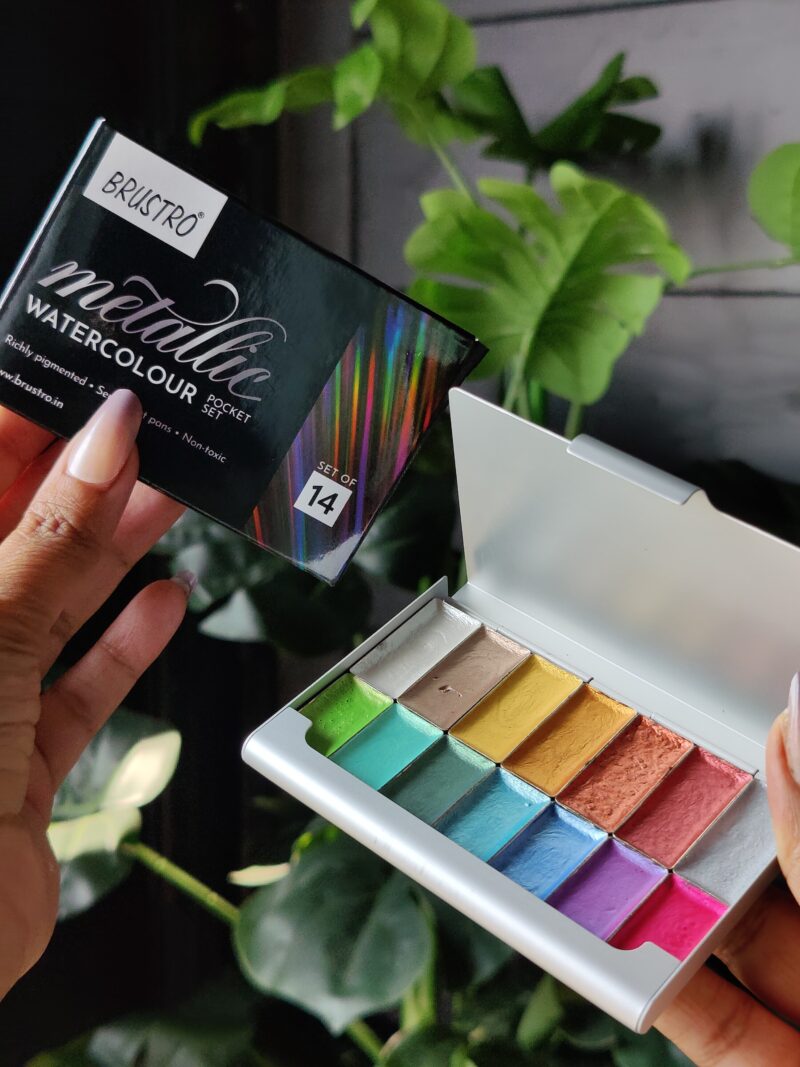 BRUSTRO Artist Metallic Watercolour Half Pans Set of 14 with Brustro VelveTouch Artist Brush Set of 6 - Image 2