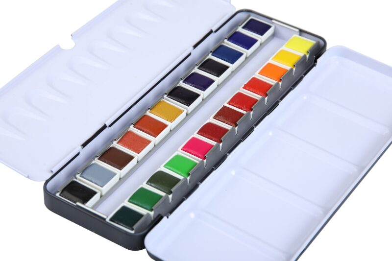 Brustro Professional Artists' Watercolour 24 half pan set - Image 2