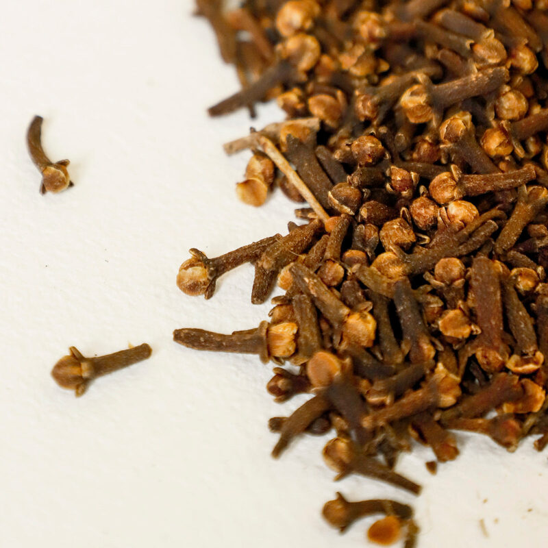 Vaahe Cloves - Image 4